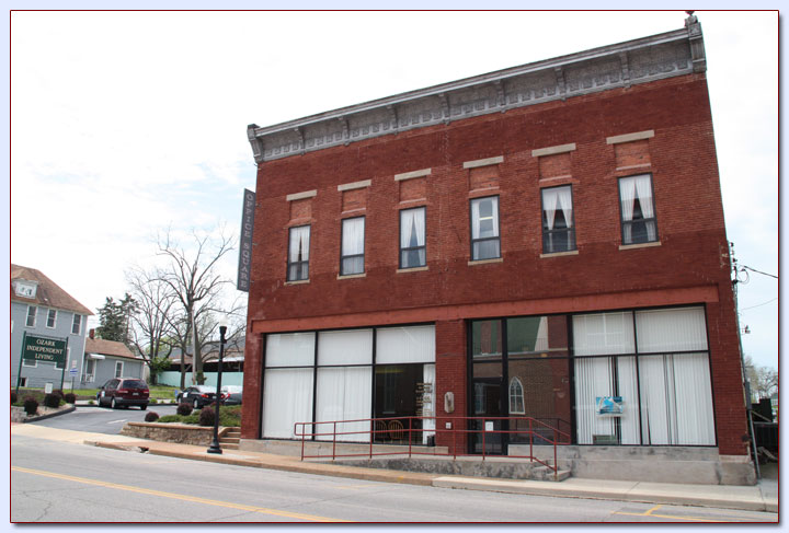 Ozark Independent Living Building